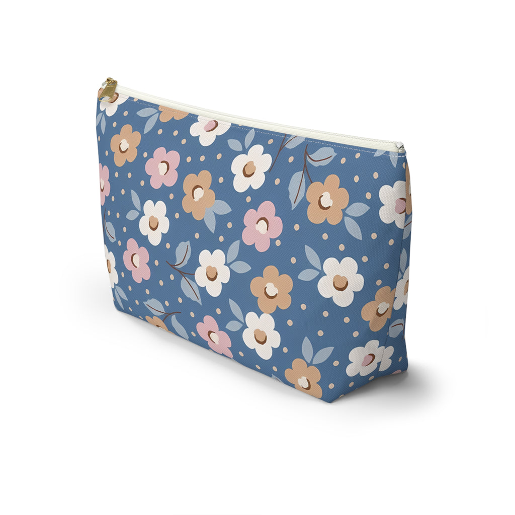 Retro Daisy Floral Accessory Pouch | T-Bottom Cosmetic Bag